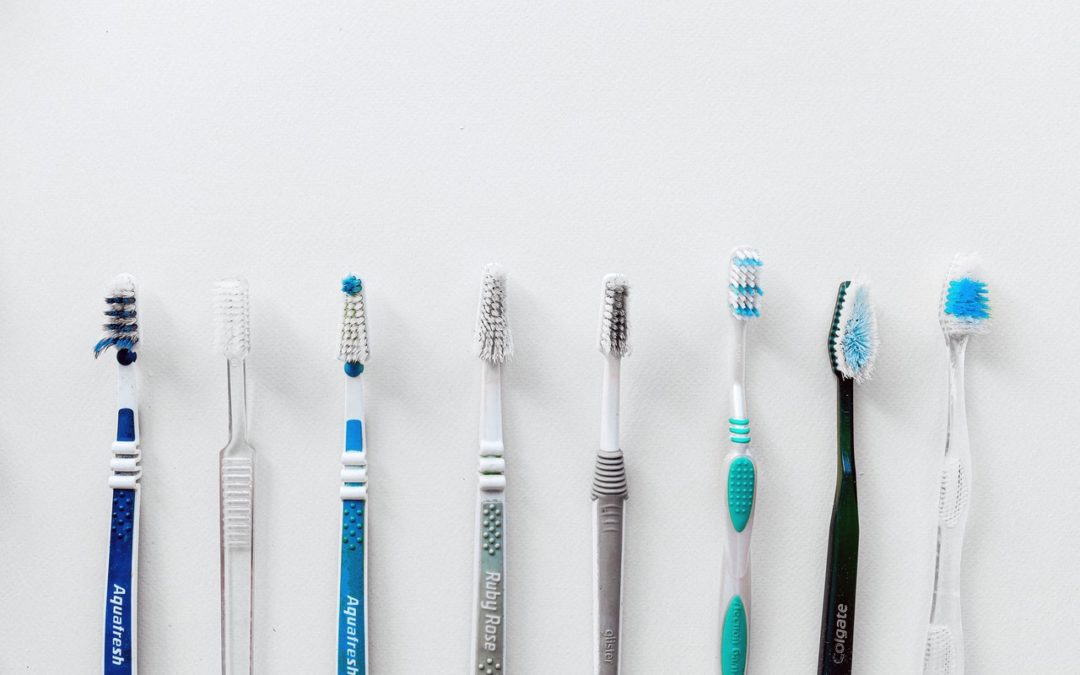 A Guide to Buying a Proper Toothbrush